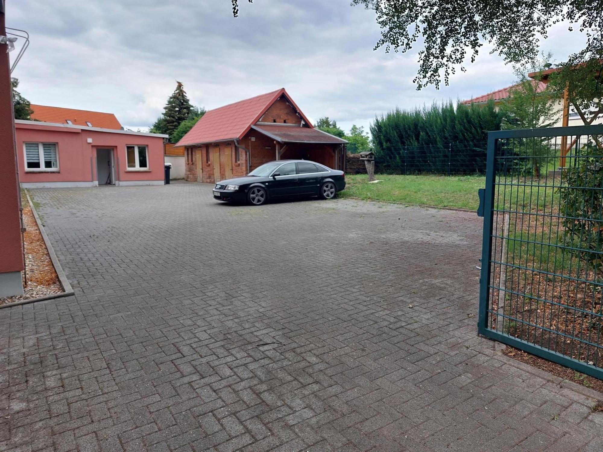 Gaestehaus Heinrich Heine Schule Bad Dürrenberg Buitenkant foto