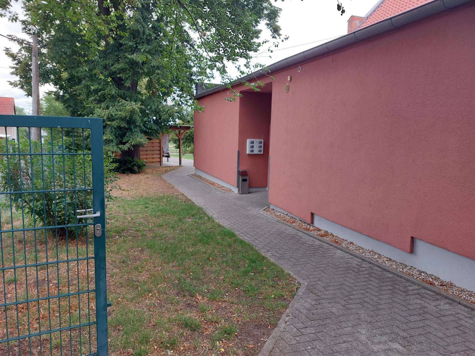 Gaestehaus Heinrich Heine Schule Bad Dürrenberg Buitenkant foto